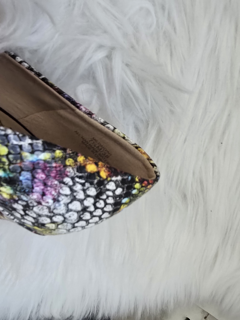 Multicolor Snake-Print Pointed Toe Pumps - Picture 4 of 6